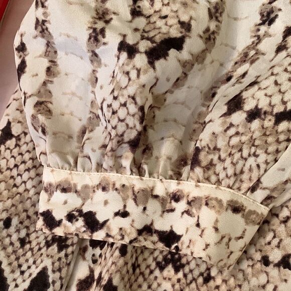 Animal Print Tunic - Picture 3 of 10